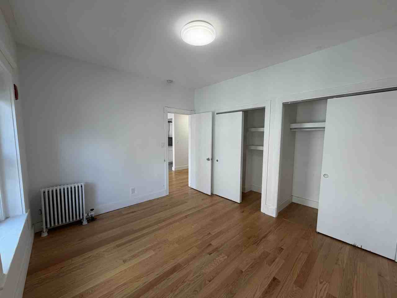 41 Strathmore Rd #4 - Photo 5 of 6