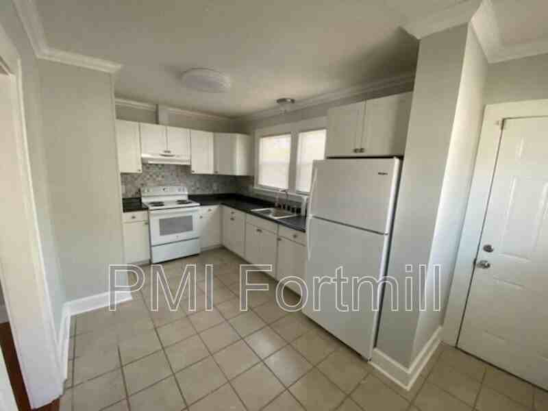 465 Arch Dr - Photo 6 of 16