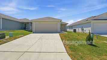 featured image of 231 Ottawa Way