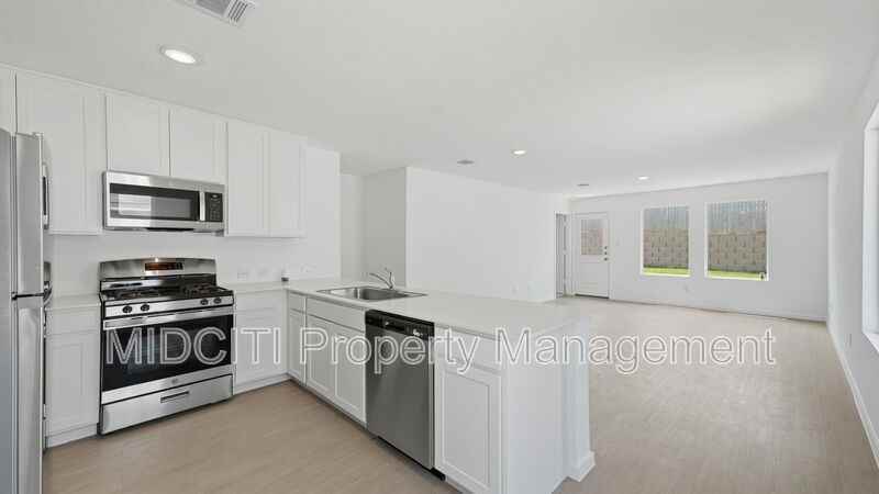 231 Ottawa Way - Photo 6 of 28