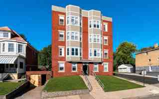 featured image of 1500 Fallowfield Ave