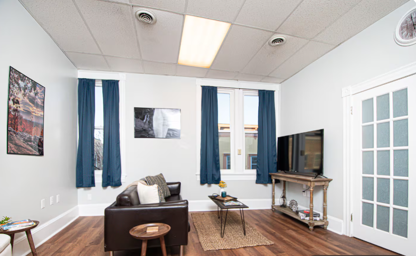 201 E Main St #2B