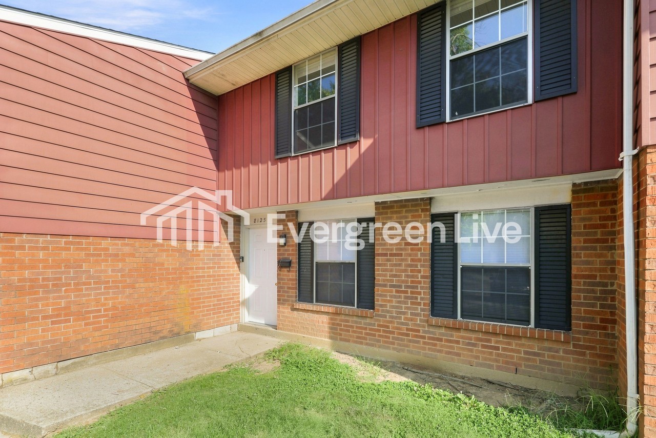8125 Mount Aetna St - Photo 2 of 15