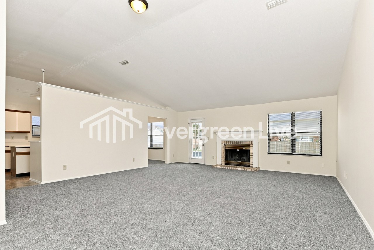 7119 Shull Rd - Photo 2 of 15