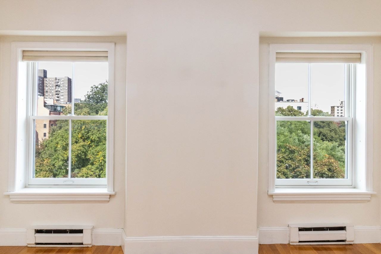 42 W Newton St #424 - Photo 5 of 29