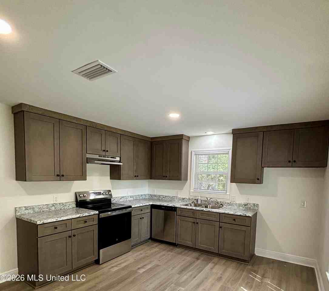3308 Dwyer Branch Rd - Photo 6 of 21