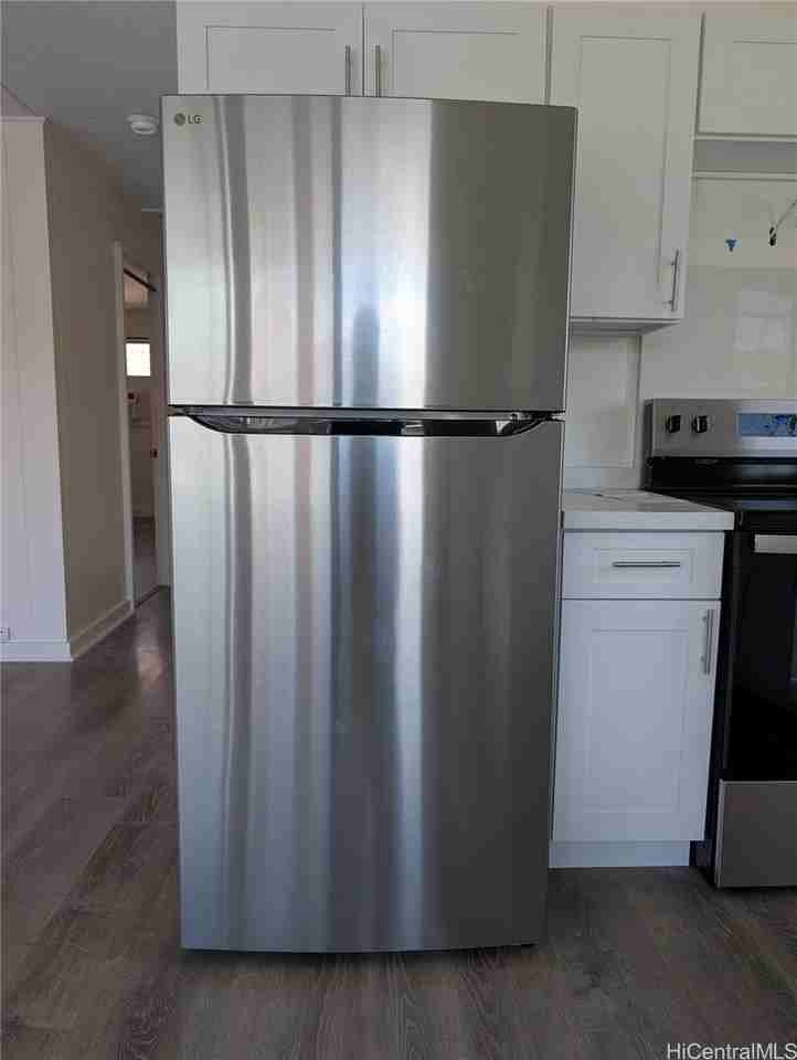 1267 Rycroft St - Photo 4 of 8