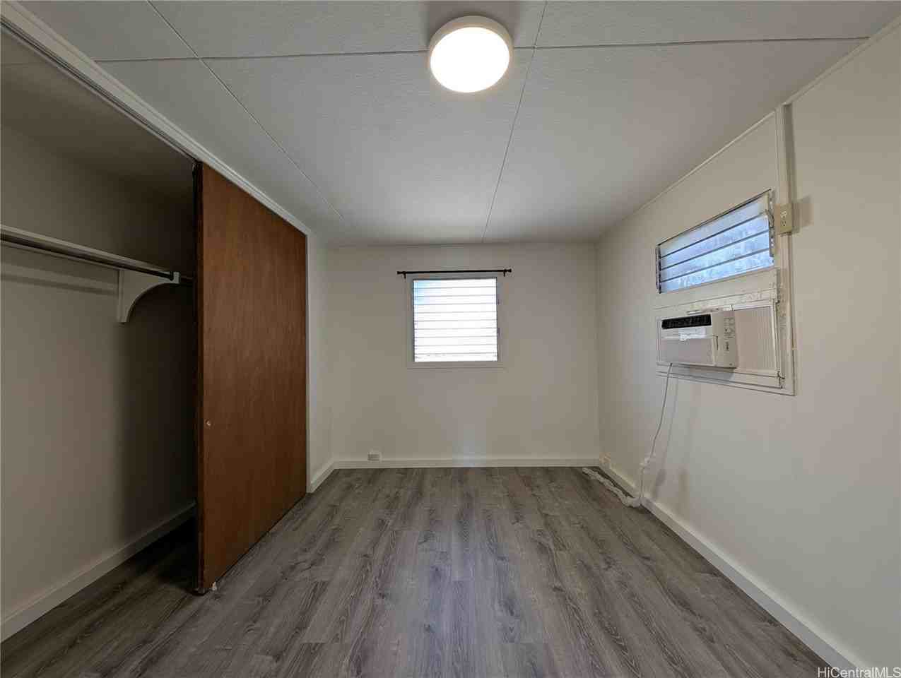1267 Rycroft St - Photo 5 of 8