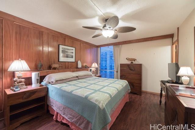 155 Paoakalani Ave #1004 - Photo 3 of 7