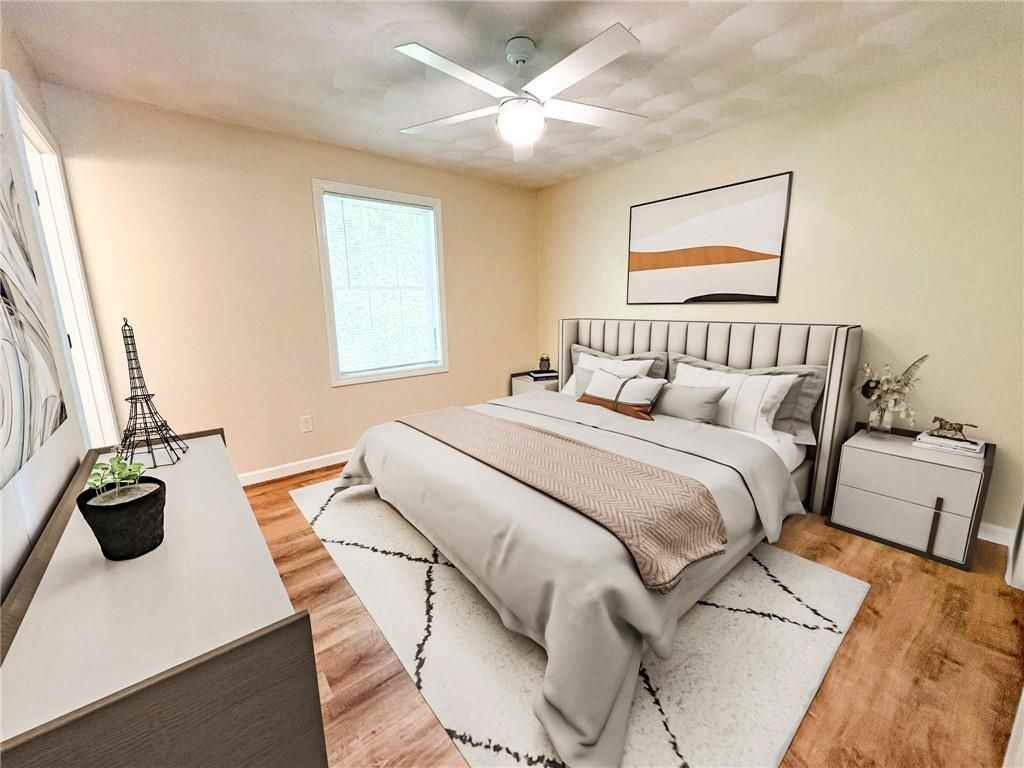 521 10th Ave - Photo 3 of 18