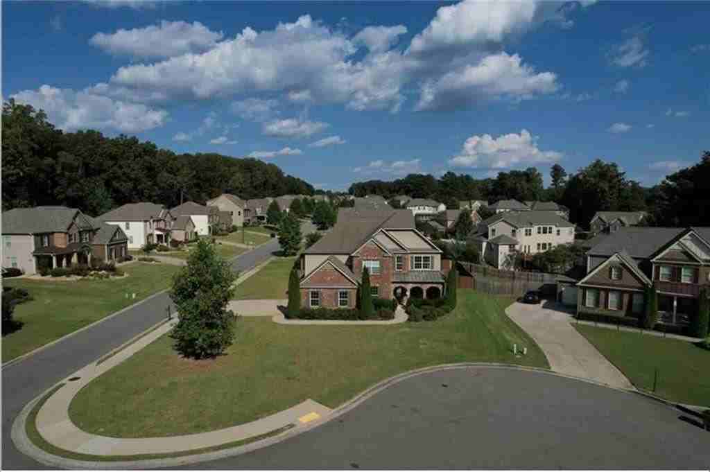 3125 Pleasant Valley Trl - Photo 2 of 25