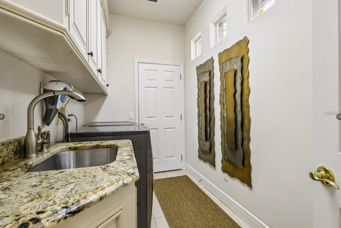 3274 Oakmont Ter - Photo 6 of 40