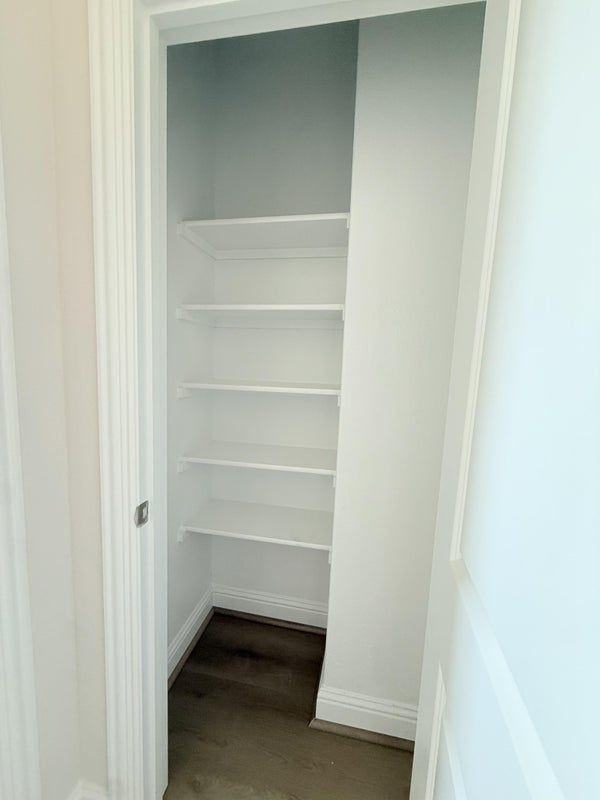 1010 Pilot Hill Dr - Photo 3 of 7