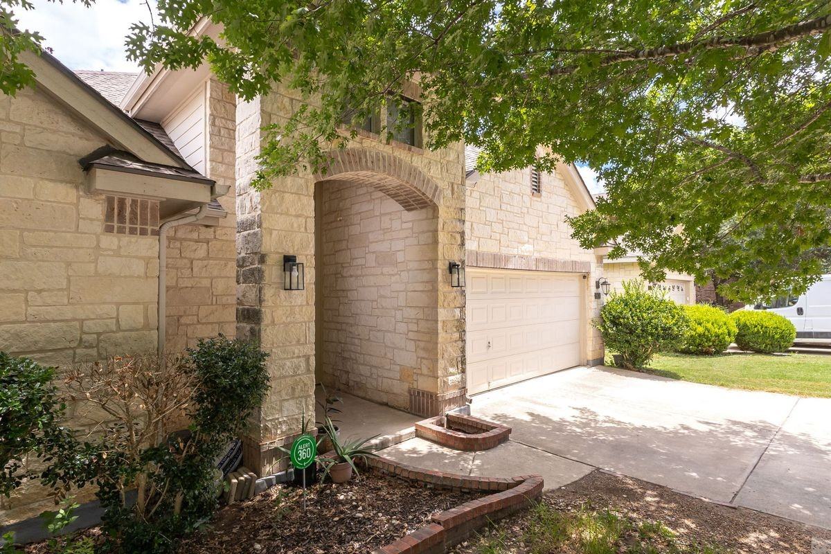 5830 Palmetto Way - Photo 4 of 30