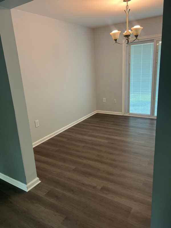 2263 Prince Of Wales Ct - Photo 5 of 16