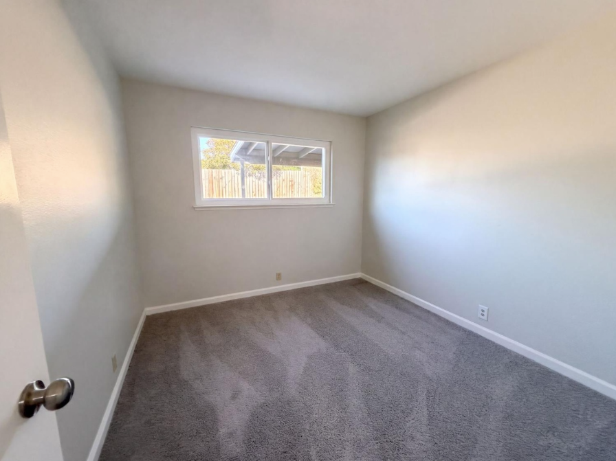 3528 Astral Dr - Photo 6 of 24