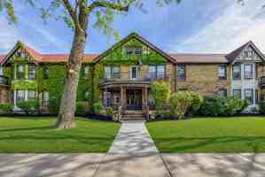 featured image of 575 Colvin Ave