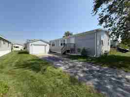featured image of 19 Swallow Ln