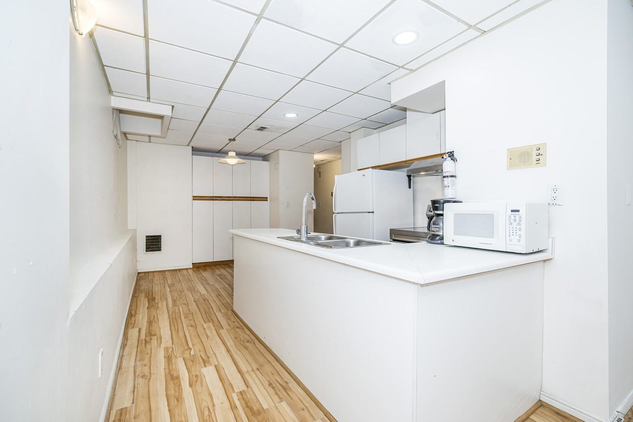 605 Huron Street #A - Photo 2 of 11