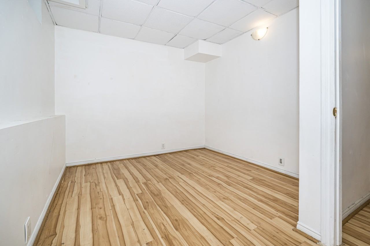 605 Huron Street #A - Photo 6 of 11