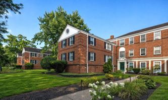 featured image of 2523 N Moreland Blvd