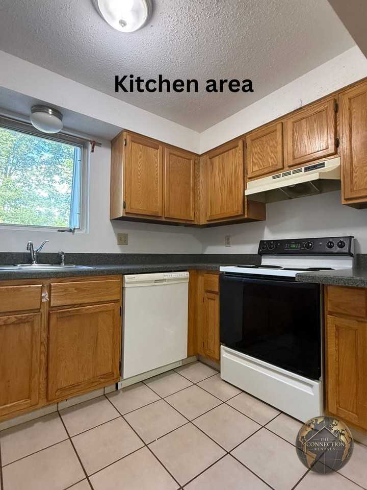 410 Farmington Ave Apt N5 - Photo 7 of 30