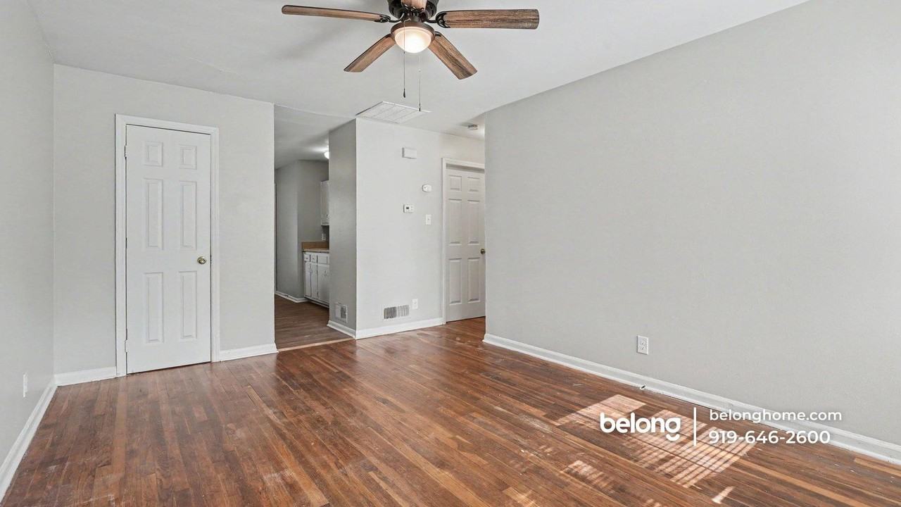 1419 Ardmore Dr #B - Photo 4 of 16
