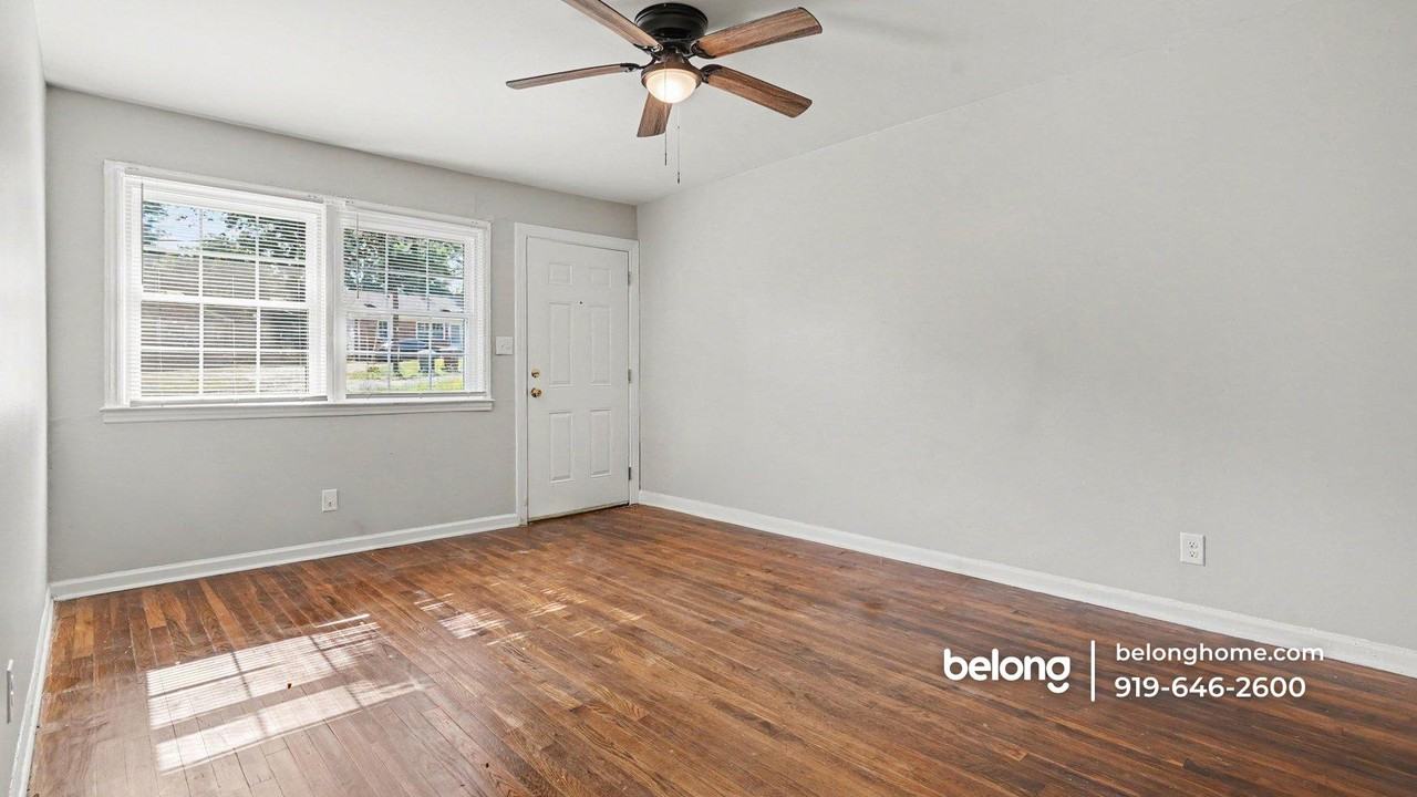 1419 Ardmore Dr #B - Photo 5 of 16