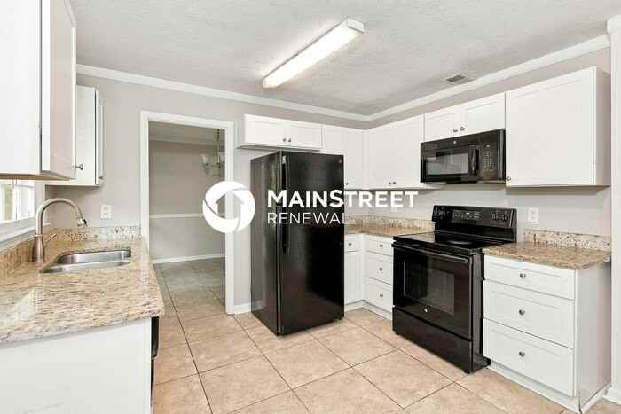 430 Amity Ct - Photo 7 of 16