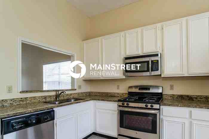 1526 Rushworth Dr - Photo 7 of 16