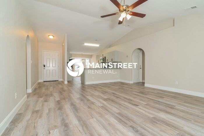 11703 Lake Susan Ct - Photo 4 of 16
