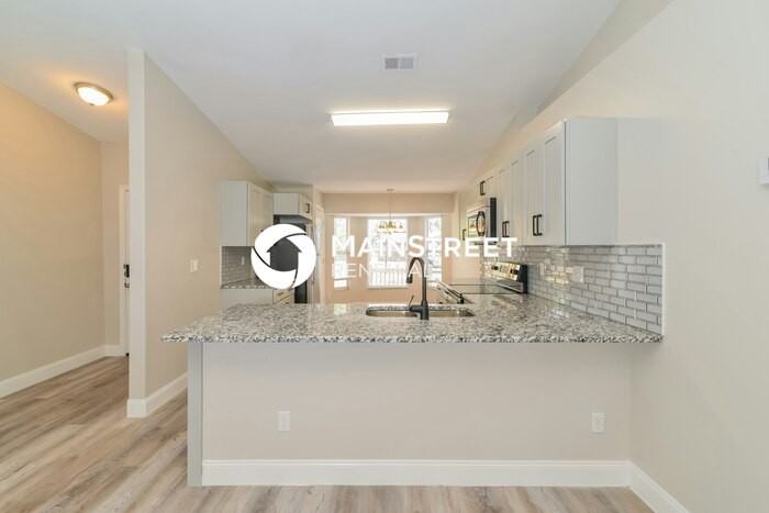 11703 Lake Susan Ct - Photo 7 of 16