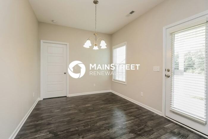 735 Mitscher Dr - Photo 6 of 17