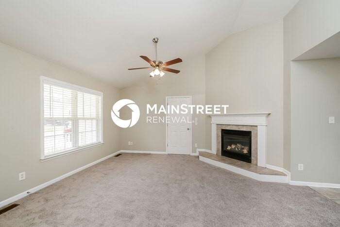 4160 Meredith Woods Ln - Photo 3 of 16