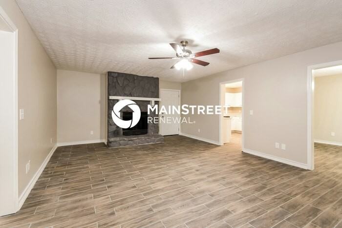 6492 Will Dupree Ln - Photo 4 of 16