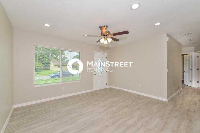 5835 Spearman Cir - Photo 2 of 16