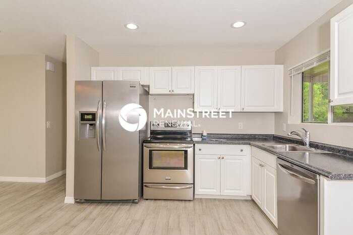 5835 Spearman Cir - Photo 4 of 16