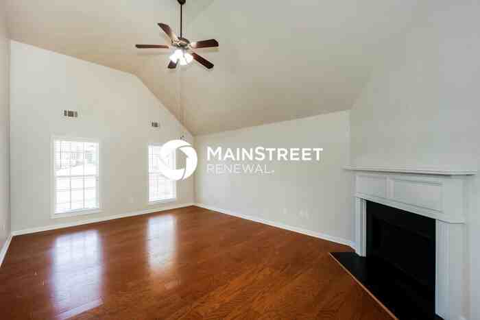 5905 Raventree Ct - Photo 6 of 17