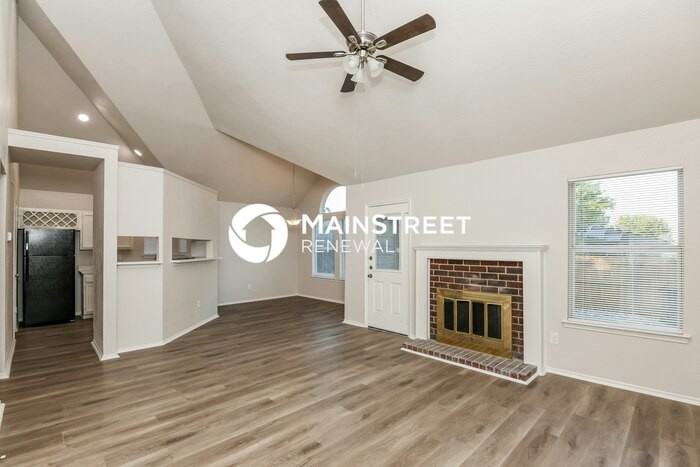 5716 Stone Meadow Ln - Photo 2 of 17