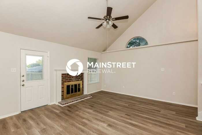 5716 Stone Meadow Ln - Photo 3 of 17