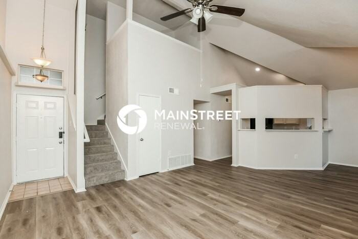 5716 Stone Meadow Ln - Photo 4 of 17
