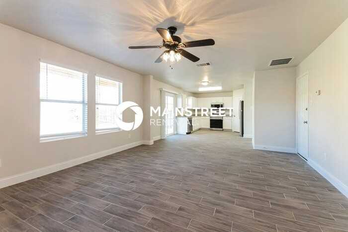 6281 Desert Holly Way - Photo 7 of 17