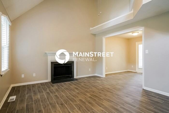 108 Autumn Pine Ct - Photo 2 of 17