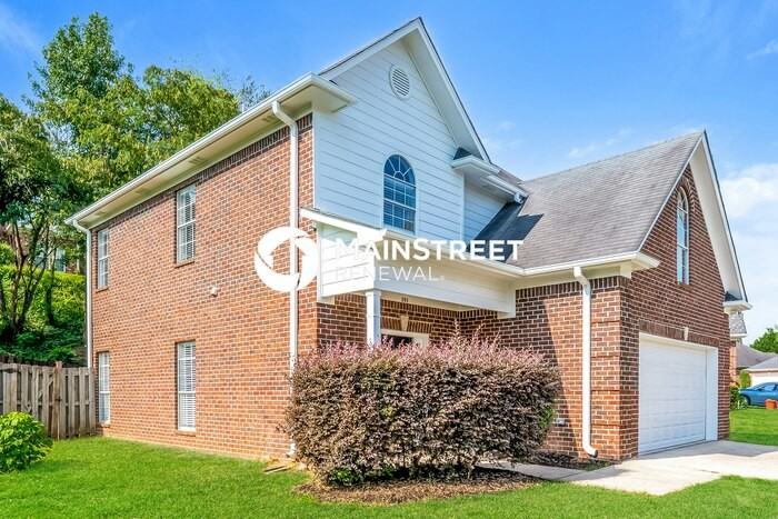291 Springdale Dr - Photo 2 of 16