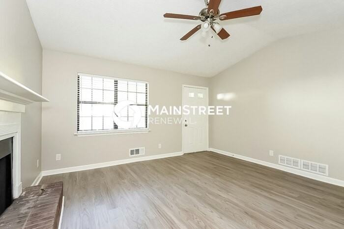 1565 Island Way - Photo 3 of 16