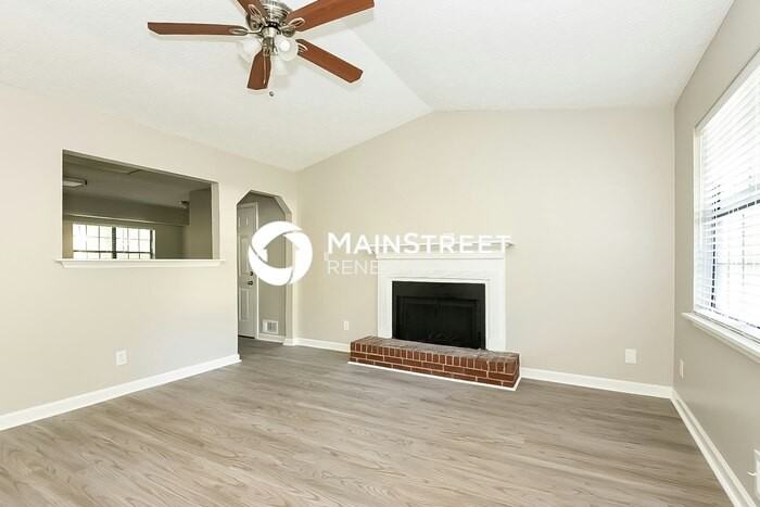 1565 Island Way - Photo 4 of 16
