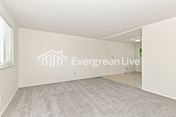6846 Hubbard Dr - Photo 2 of 12