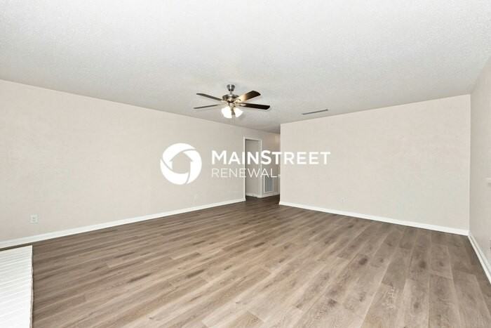 208 Nettletree St - Photo 2 of 17