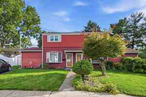 featured image of 1403 Uelen Ct