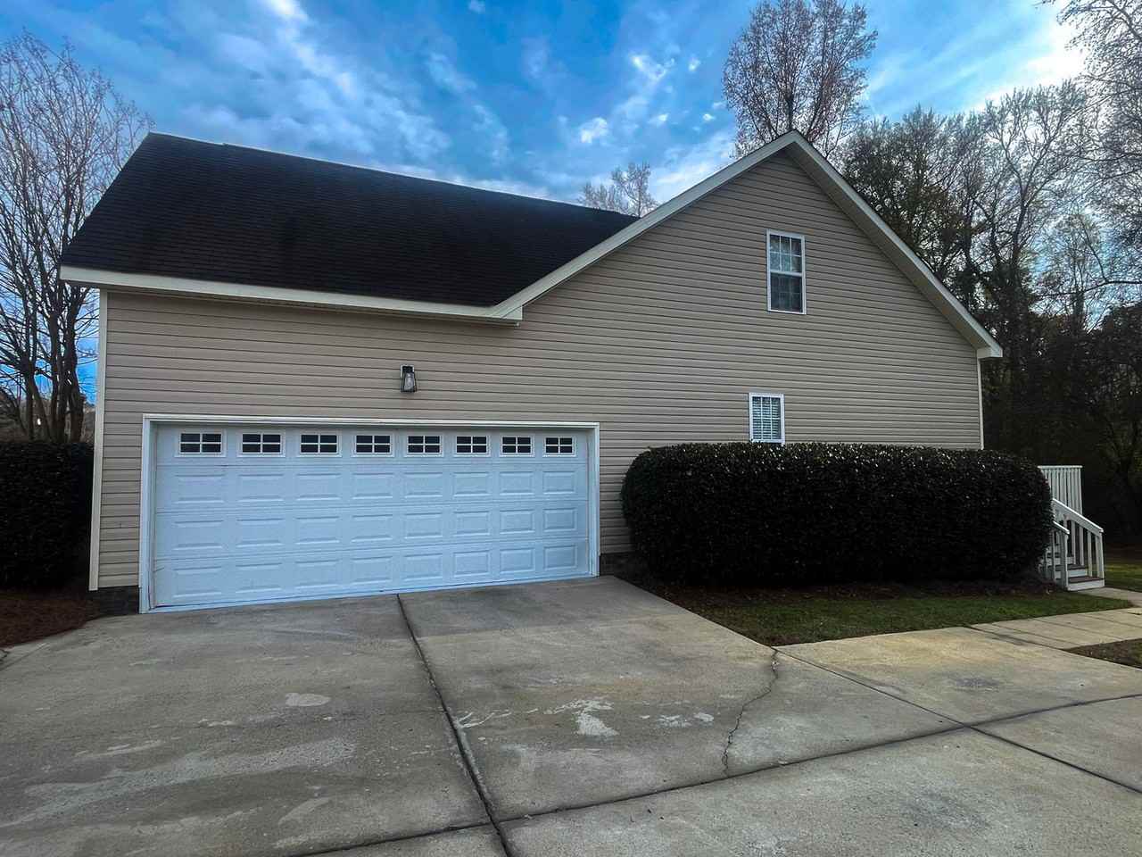 282 Braddock Dr - Photo 3 of 49
